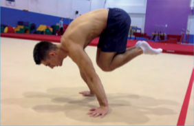 Tuck-to-planche